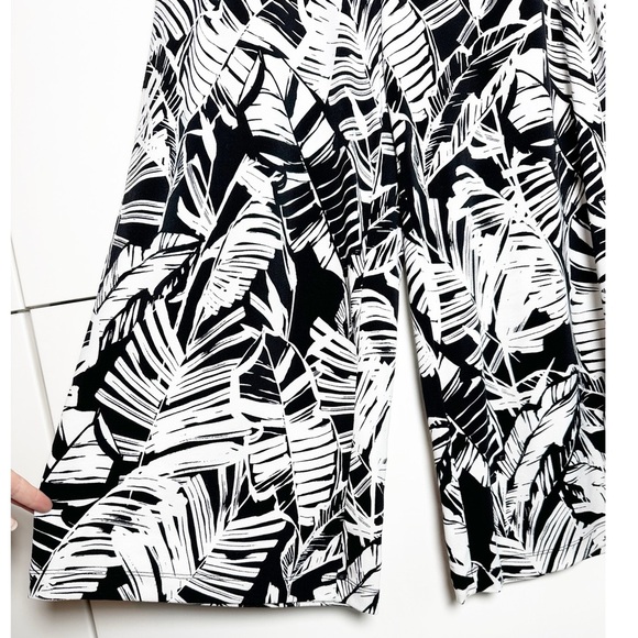 Banana Republic Factory High Rise Wide Leg Cropped Pants Medium Black White - Picture 2 of 6